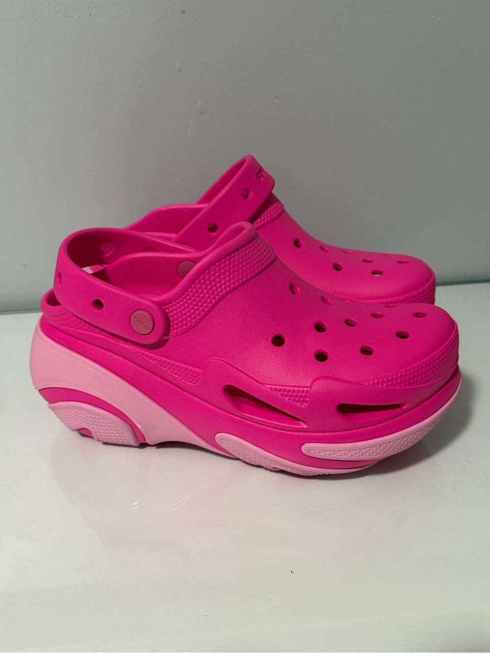 CROCS Kids Hot Pink Platform Clogs with Light Pink Sole